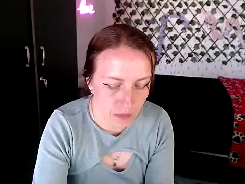 Snapshot of kittykalor09 chatting on 1, 4, 2026 kittykalor09 online show from 1, 4, 2026