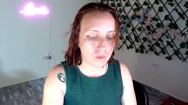 Snapshot of kittykalor09 chatting on 15, 4, 2026 kittykalor09 online show from 15, 4, 2026