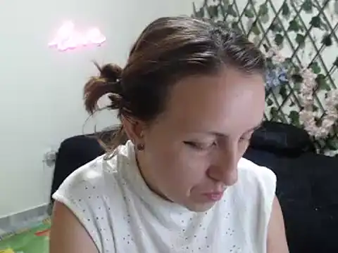 Snapshot of kittykalor09 chatting on 6, 6, 2026 kittykalor09 online show from 6, 6, 2026