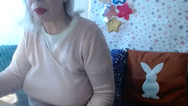 QueenLana online show from 11, 2, 2026