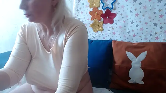 QueenLana online show from 27, 3, 2026