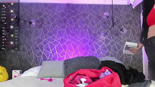 danaythamara1 online show from 15, 12, 2025