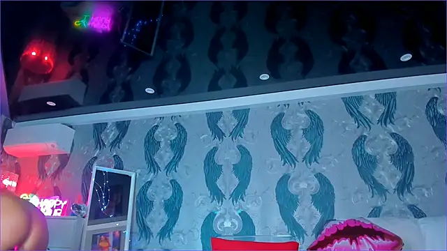 Snapshot of anneswhite chatting on 19, 2, 2025 anneswhite online show from 19, 2, 2025