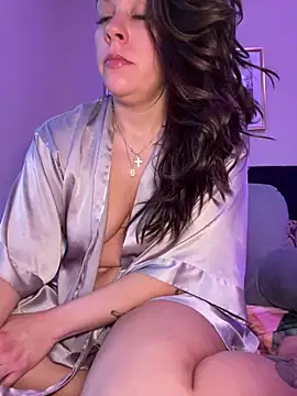 Snapshot of bellafreakyfun chatting on 6, 11, 2025 bellafreakyfun online show from 6, 11, 2025