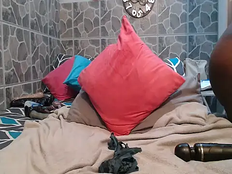 Snapshot of THREEHOLESPLEASURE99 chatting on 6, 4, 2026 THREEHOLESPLEASURE99 online show from 6, 4, 2026