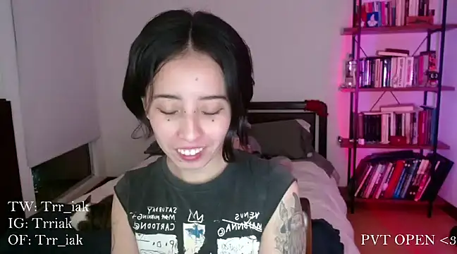 babyluna 8 8 online show from 22, 1, 2025