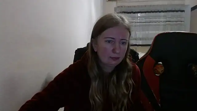 Snapshot of PeterAndJen chatting on 15, 11, 2025 PeterAndJen online show from 15, 11, 2025