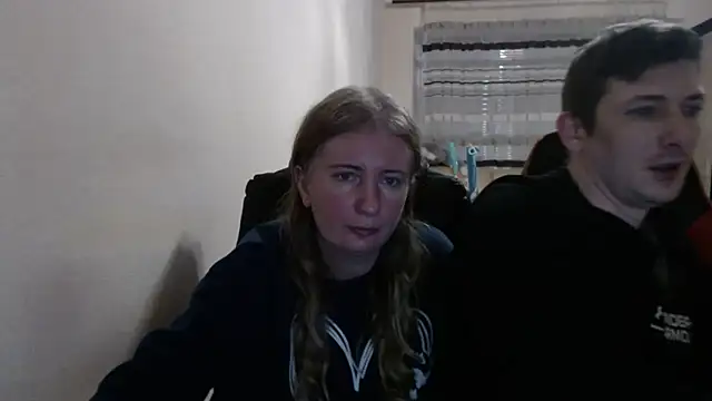 Snapshot of PeterAndJen chatting on 1, 12, 2025 PeterAndJen online show from 1, 12, 2025