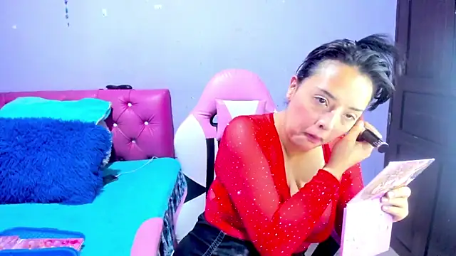 crissn0707 online show from 27, 3, 2026