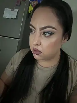 MileyGia online show from 29, 11, 2025