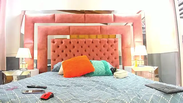 briana wonder69xxx online show from 17, 1, 2025