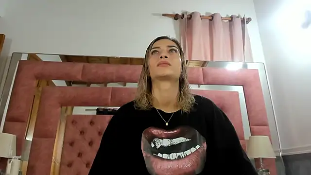 briana wonder69xxx online show from 3, 10, 2025