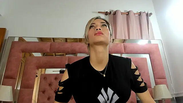 briana wonder69xxx online show from 18, 10, 2025