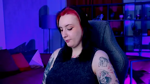 Snapshot of AsheLucker chatting on 6, 4, 2026 AsheLucker online show from 6, 4, 2026