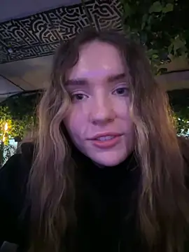 Snapshot of AprilinAlba chatting on 13, 1, 2025 AprilinAlba online show from 13, 1, 2025