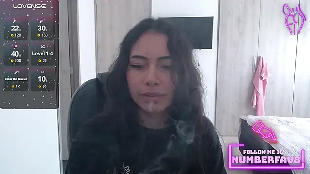 Snapshot of numberfav8 chatting on 6, 1, 2025 numberfav8 online show from 6, 1, 2025