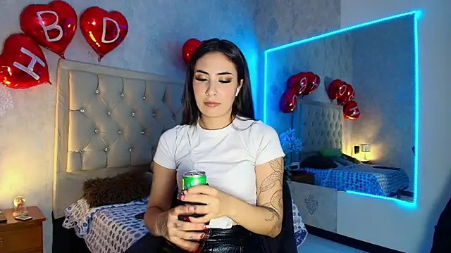 Snapshot of nini_love01 chatting on 27, 2, 2025 nini love01 online show from 27, 2, 2025