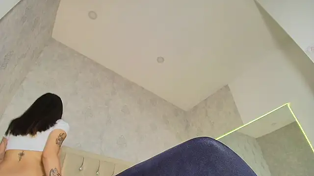 Snapshot of nini_love01 chatting on 10, 3, 2025 nini love01 online show from 10, 3, 2025