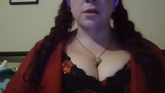 Snapshot of GothyBaby chatting on 26, 1, 2025 GothyBaby online show from 26, 1, 2025