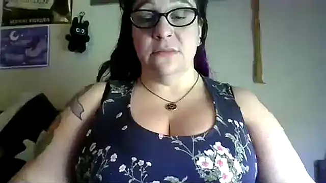 Snapshot of GothyBaby chatting on 30, 3, 2026 GothyBaby online show from 30, 3, 2026