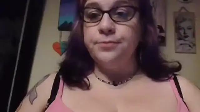 Snapshot of GothyBaby chatting on 11, 4, 2026 GothyBaby online show from 11, 4, 2026