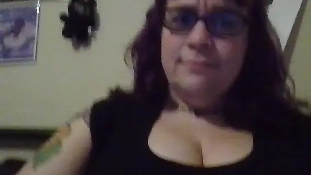 Snapshot of GothyBaby chatting on 23, 4, 2026 GothyBaby online show from 23, 4, 2026