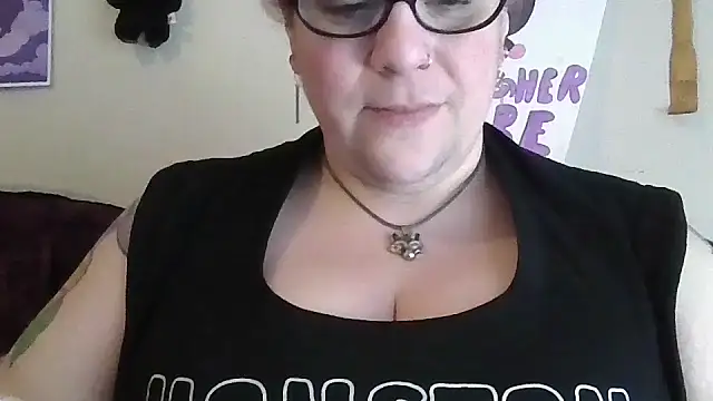 Snapshot of GothyBaby chatting on 26, 4, 2026 GothyBaby online show from 26, 4, 2026