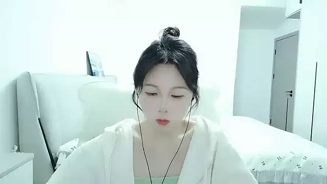 Sunset glow online show from 12, 1, 2026