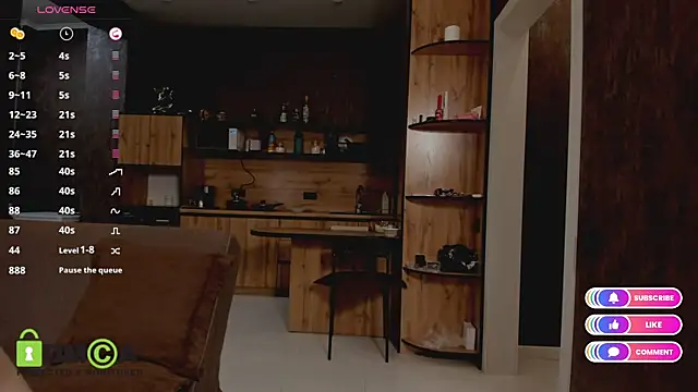 Snapshot of Model_Mike chatting on 4, 11, 2025 Model Mike online show from 4, 11, 2025