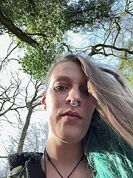 Snapshot of MenaDreadfull chatting on 6, 3, 2026 MenaDreadfull online show from 6, 3, 2026