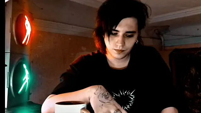 Snapshot of sademobeer chatting on 3, 2, 2026 sademobeer online show from 3, 2, 2026