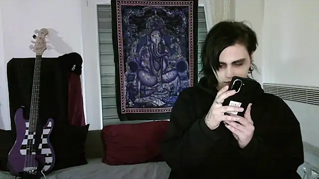 Snapshot of sademobeer chatting on 13, 3, 2026 sademobeer online show from 13, 3, 2026