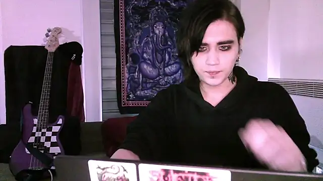 Snapshot of sademobeer chatting on 15, 3, 2026 sademobeer online show from 15, 3, 2026