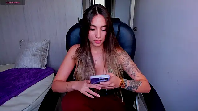 Snapshot of StacyConner chatting on 14, 4, 2026 StacyConner online show from 14, 4, 2026