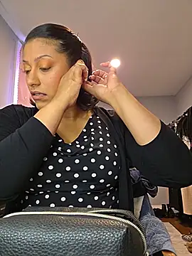 Nikkierosee online show from 2, 8, 2026