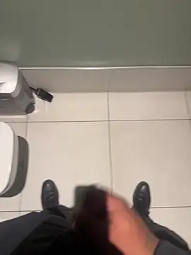 Snapshot of chocolatelongstrokes chatting on 28, 3, 2026 chocolatelongstrokes online show from 28, 3, 2026