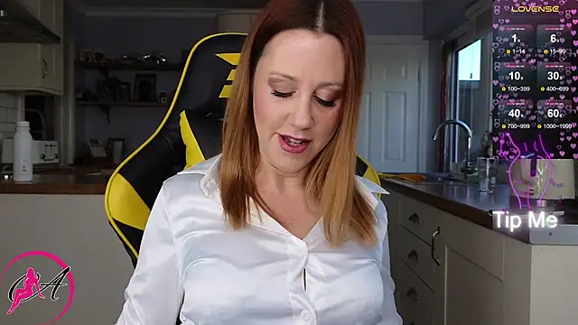 stripmequick online show from 7, 1, 2025