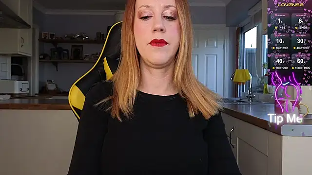 stripmequick online show from 5, 2, 2025