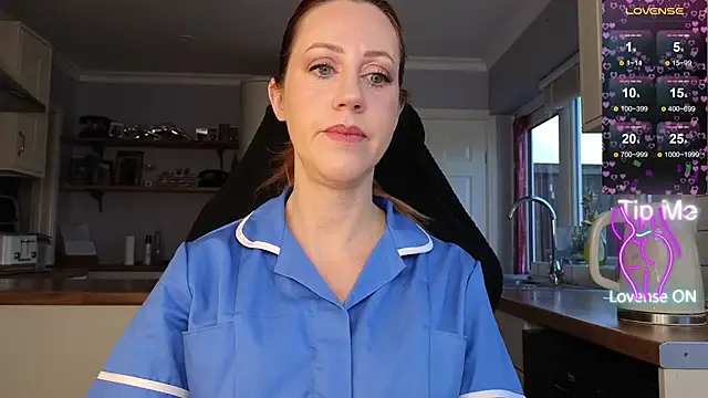 stripmequick online show from 24, 11, 2025