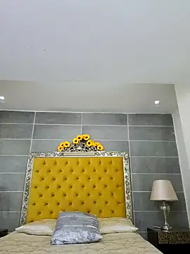 PamelaTomson online show from 7, 1, 2025