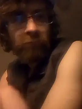 Snapshot of Bottomslut4tops84 chatting on 17, 12, 2025 Bottomslut4tops84 online show from 17, 12, 2025