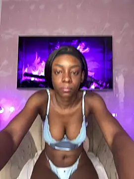 Snapshot of AgathaFoxx chatting on 28, 3, 2026 AgathaFoxx online show from 28, 3, 2026