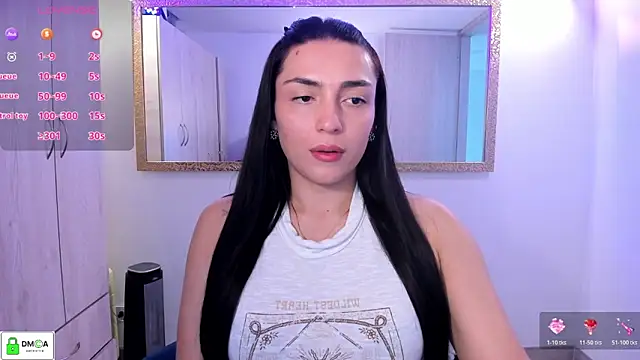 Snapshot of EricaVanderhill chatting on 8, 3, 2026 EricaVanderhill online show from 8, 3, 2026