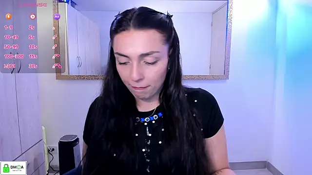 Snapshot of EricaVanderhill chatting on 3, 4, 2026 EricaVanderhill online show from 3, 4, 2026