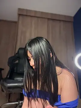 Snapshot of Roxxannne chatting on 29, 3, 2026 Roxxannne online show from 29, 3, 2026