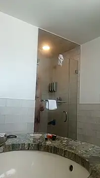 Snapshot of jolean143 chatting on 9, 4, 2026 jolean143 online show from 9, 4, 2026