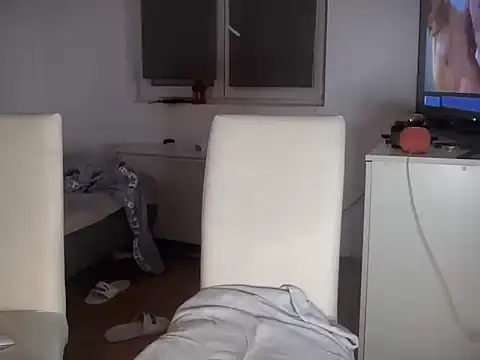 Snapshot of alekandrobg chatting on 1, 4, 2026 alekandrobg online show from 1, 4, 2026