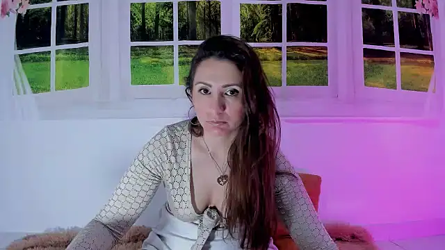 Snapshot of vanessabrown_ chatting on 18, 7, 2026 vanessabrown online show from 18, 7, 2026