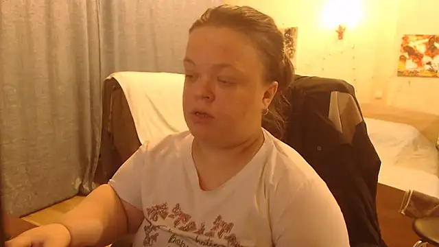 Janiffer MiMi online show from 6, 12, 2024