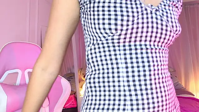 Lyna love online show from 14, 10, 2025